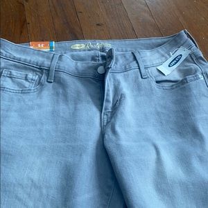 NWT Old Nacy Rockstar Super Skinny gray jeans.